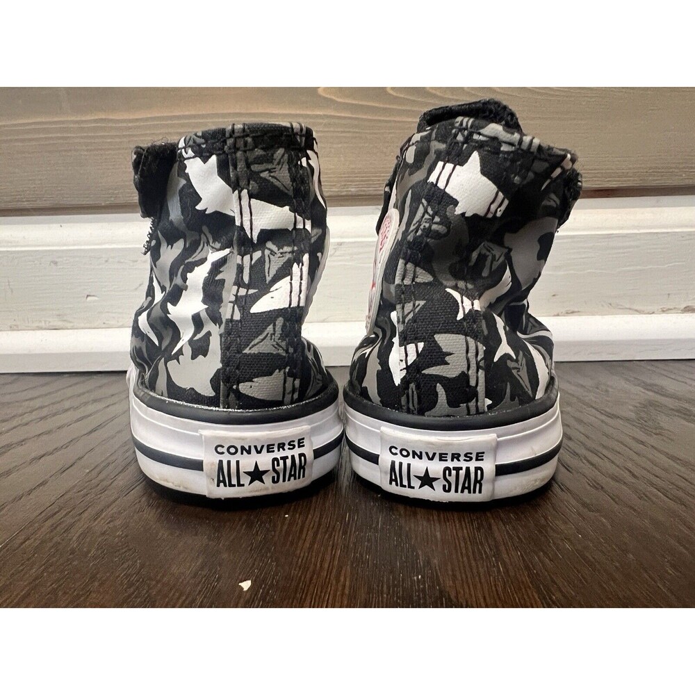 Size 5 Converse All Star Taylor Infant High Top Sneakers Shoes Sharks Black - Picture 5 of 7